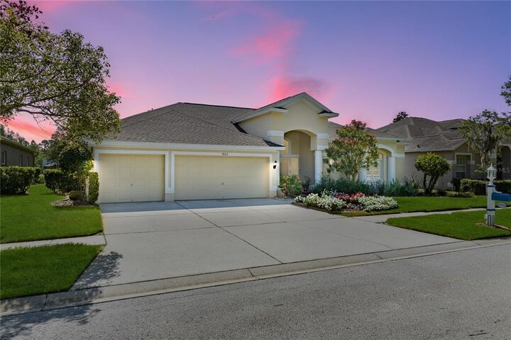 Property Photo:  19313 Pier Point Court  FL 33558 