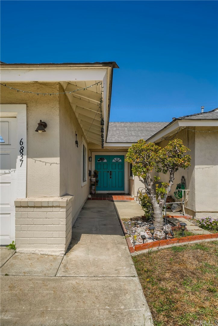 Property Photo:  6837 Whitman Drive  CA 90620 