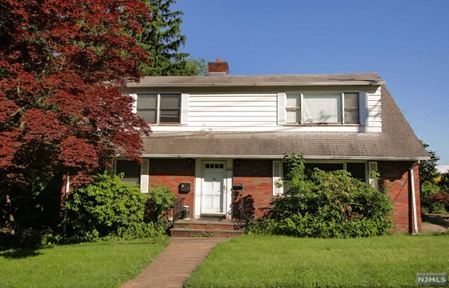 Property Photo:  55 North 8th Street  NJ 07506 