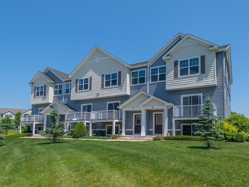 Property Photo: 1980 Commonwealth Boulevard 3 MN 55317