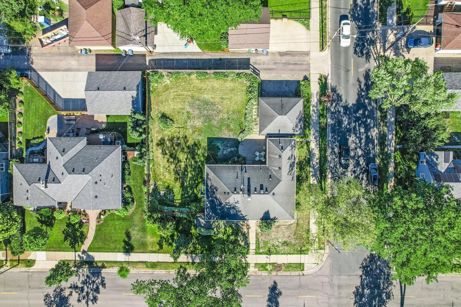 Property Photo:  3845 Xerxes Ave S  MN 55410 