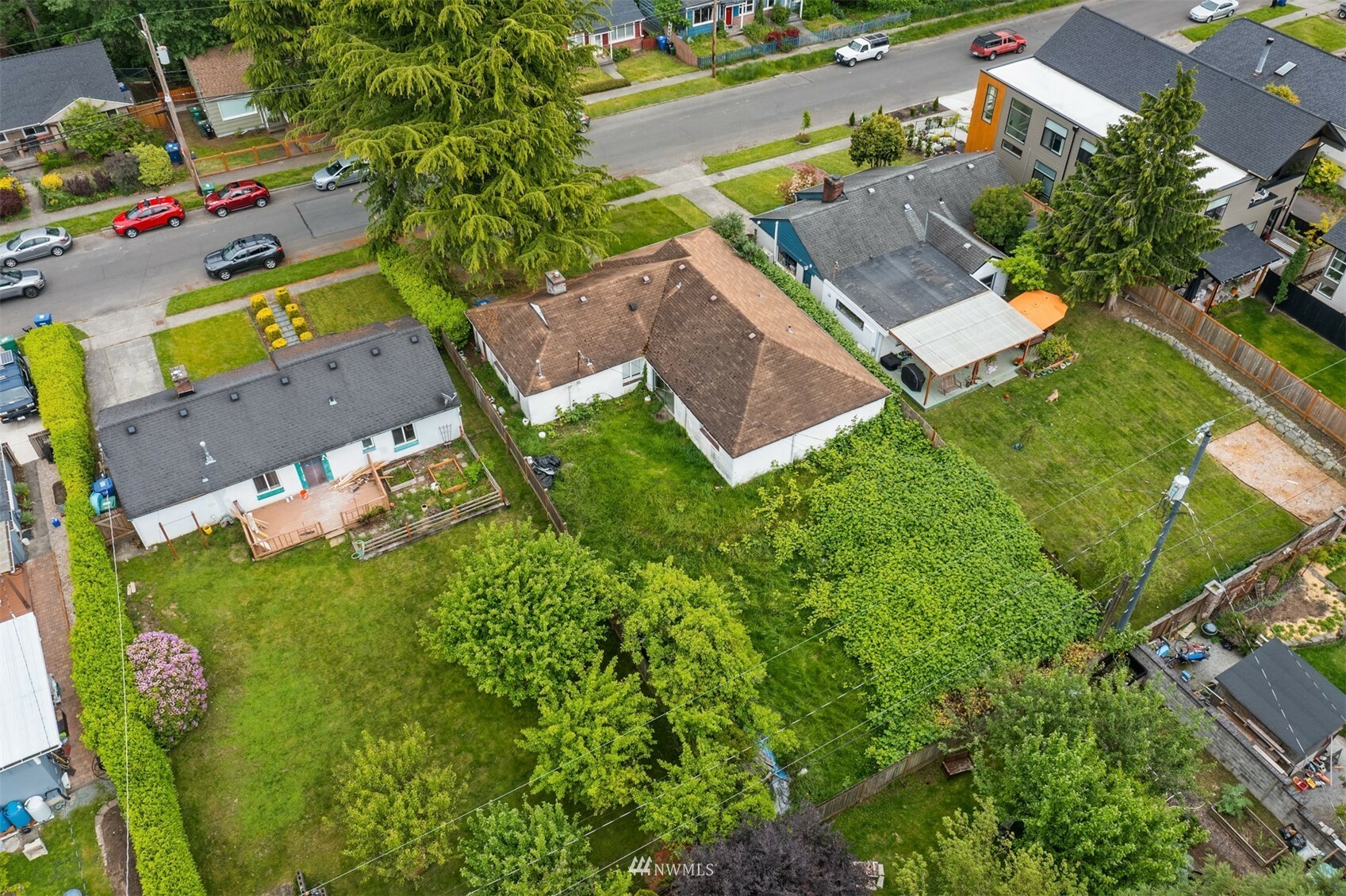 Property Photo:  10303 8th Avenue Avenue NW  WA 98177 