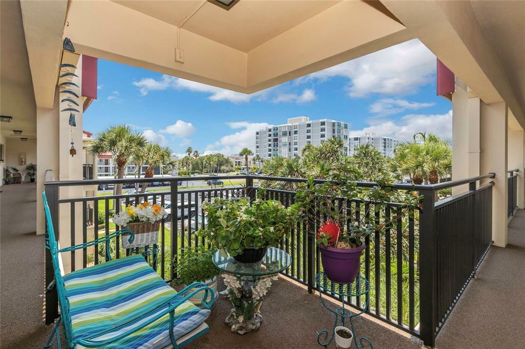 Property Photo:  868 Bayway Boulevard 312  FL 33767 