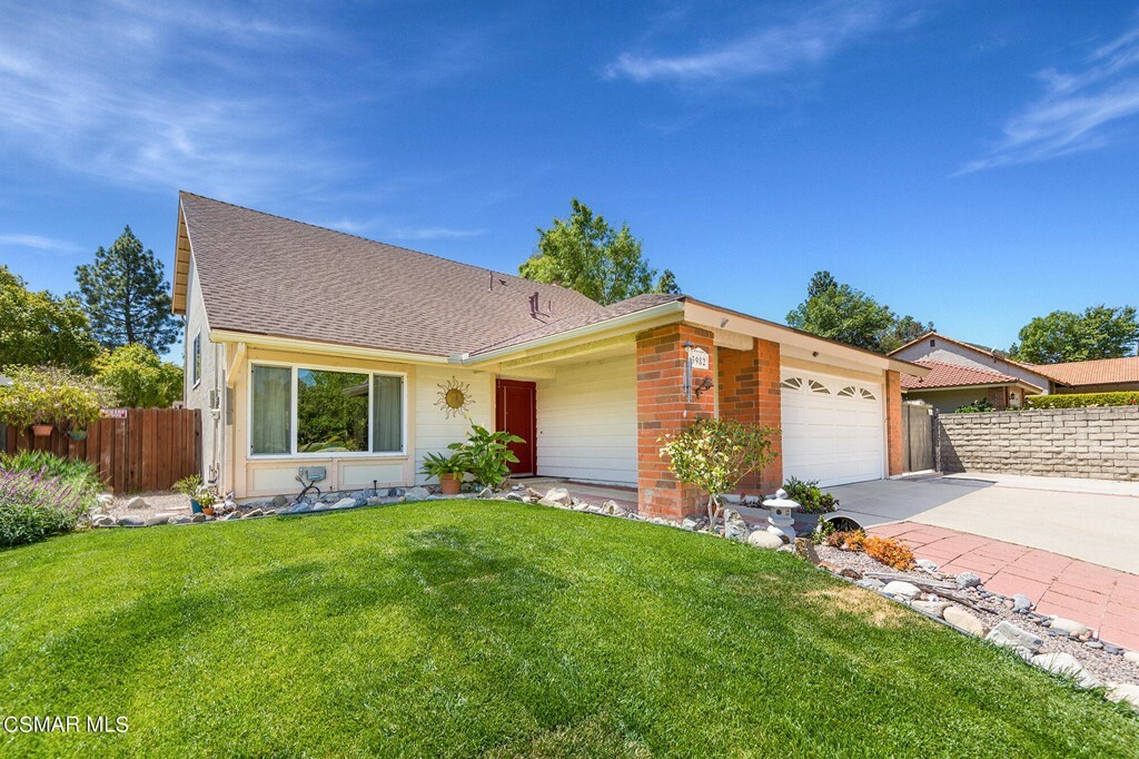 Property Photo:  3982 Coronado Circle  CA 91320 