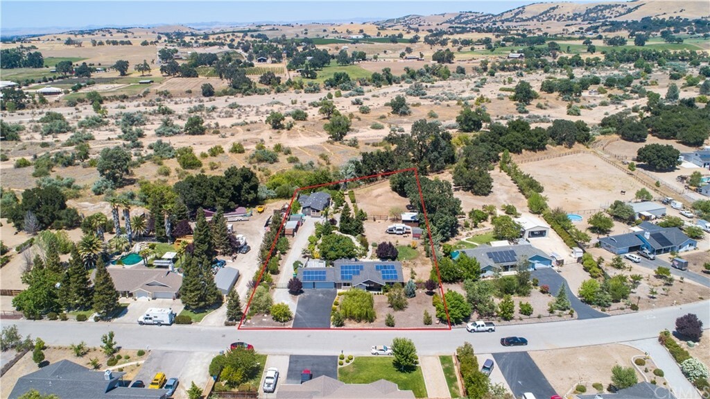 Property Photo:  2695 Ferrocarril Road  CA 93422 