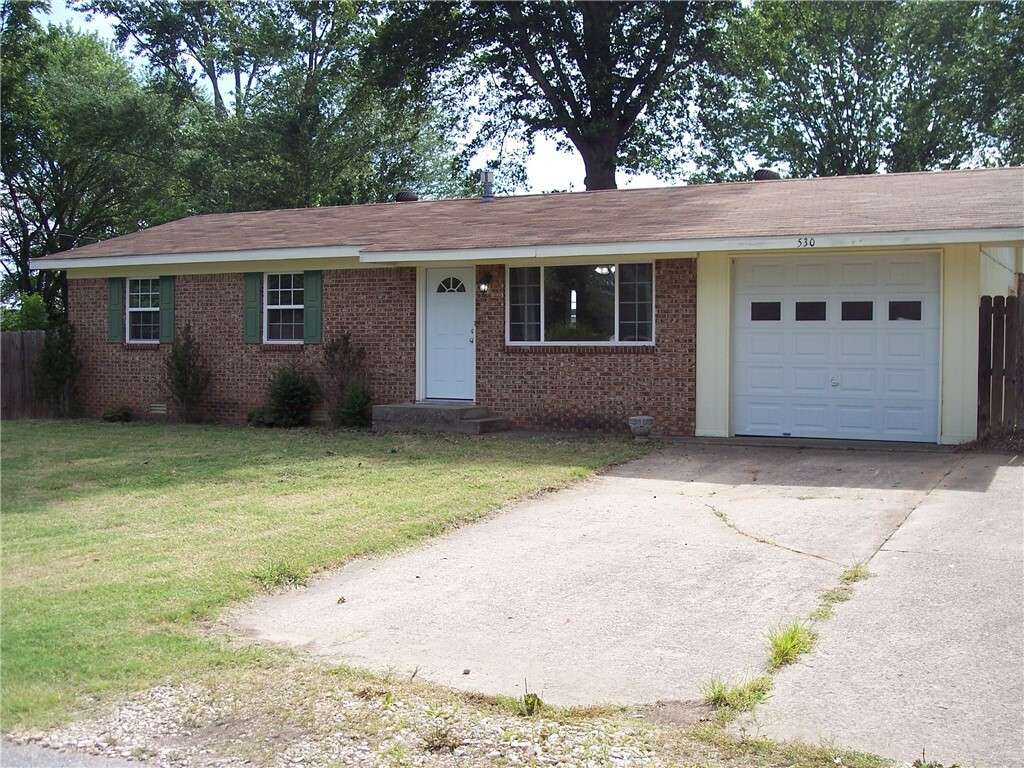 530 Smith Street  Pea Ridge AR 72751 photo