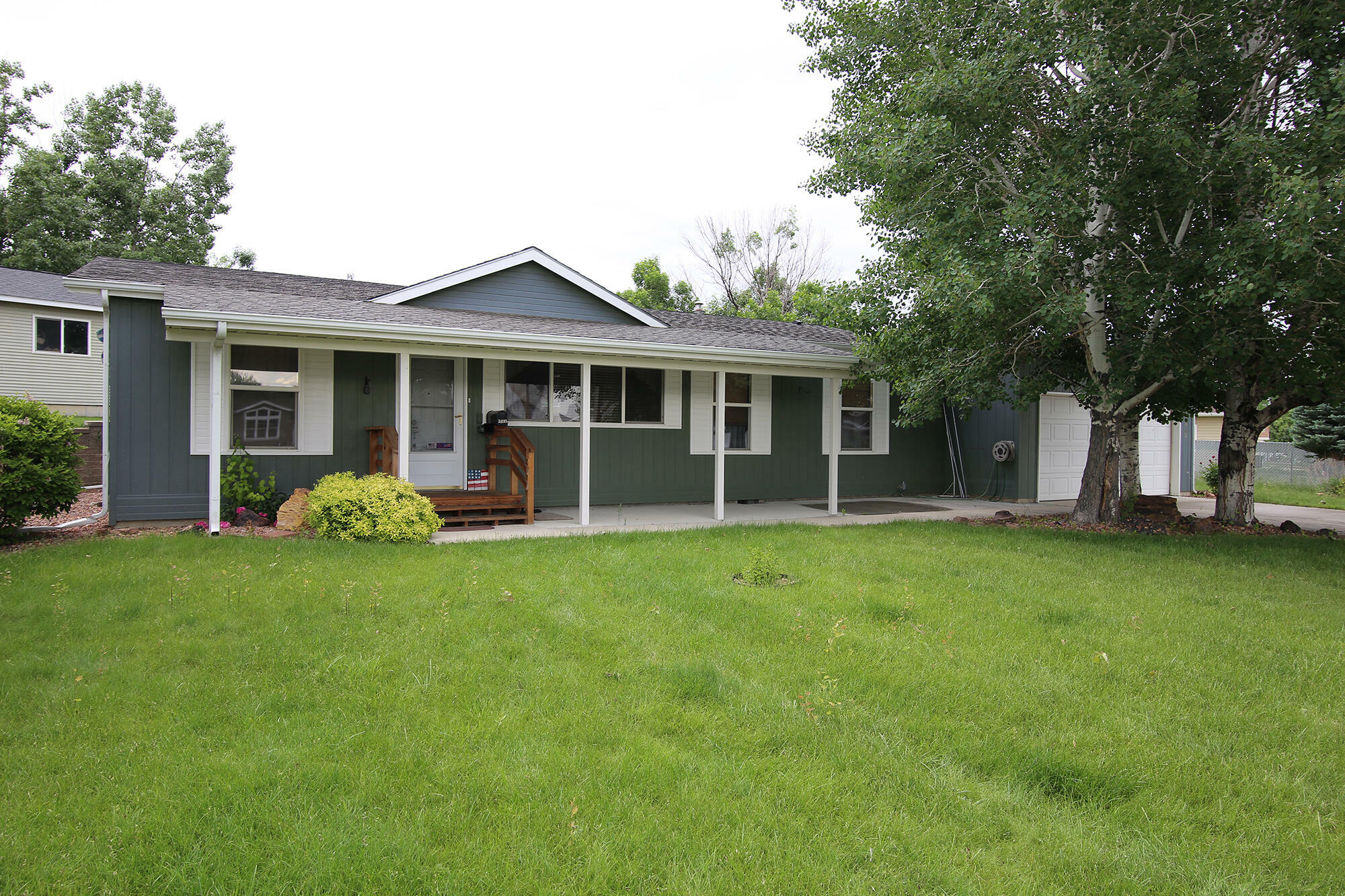 Property Photo:  1482 Thomas Drive  WY 82801 