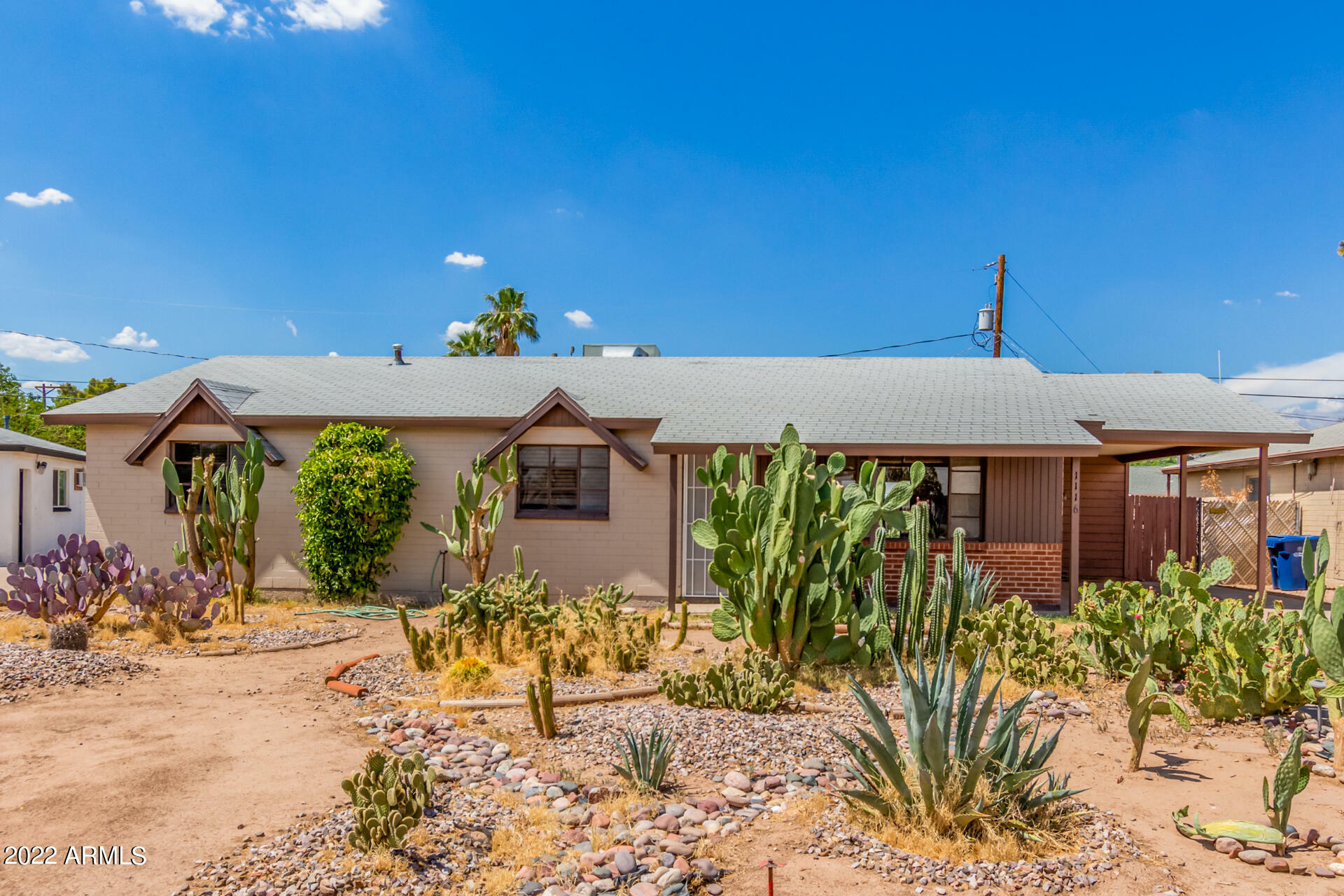 Property Photo:  1116 W 17th Place  AZ 85281 