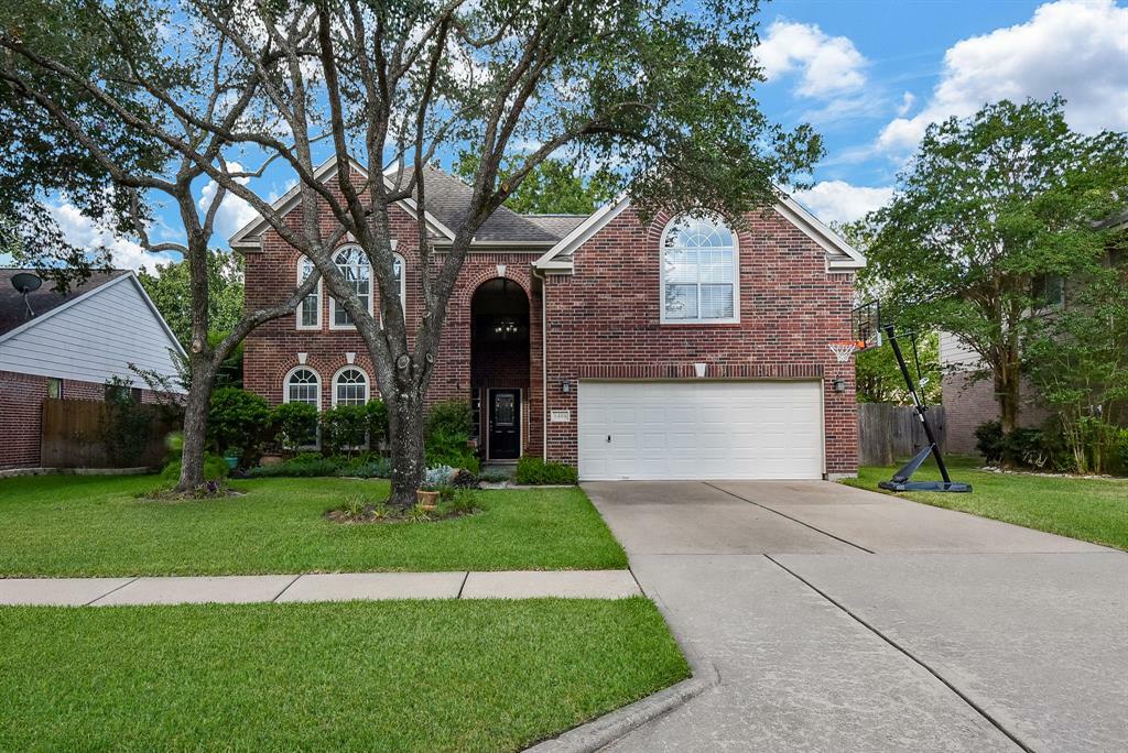 Property Photo: 1406 Roundleaf Court TX 77494