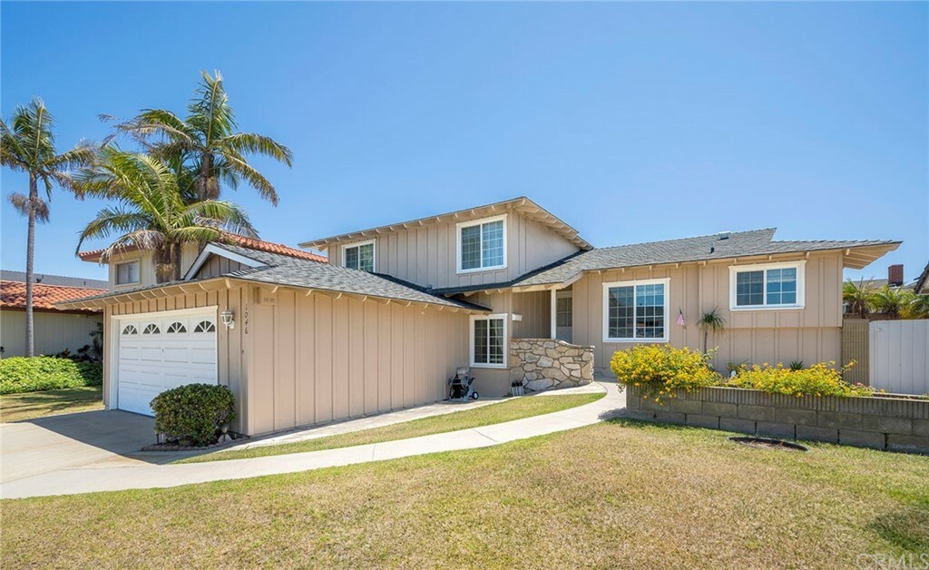 Property Photo:  1046 Fernrest Drive  CA 90710 