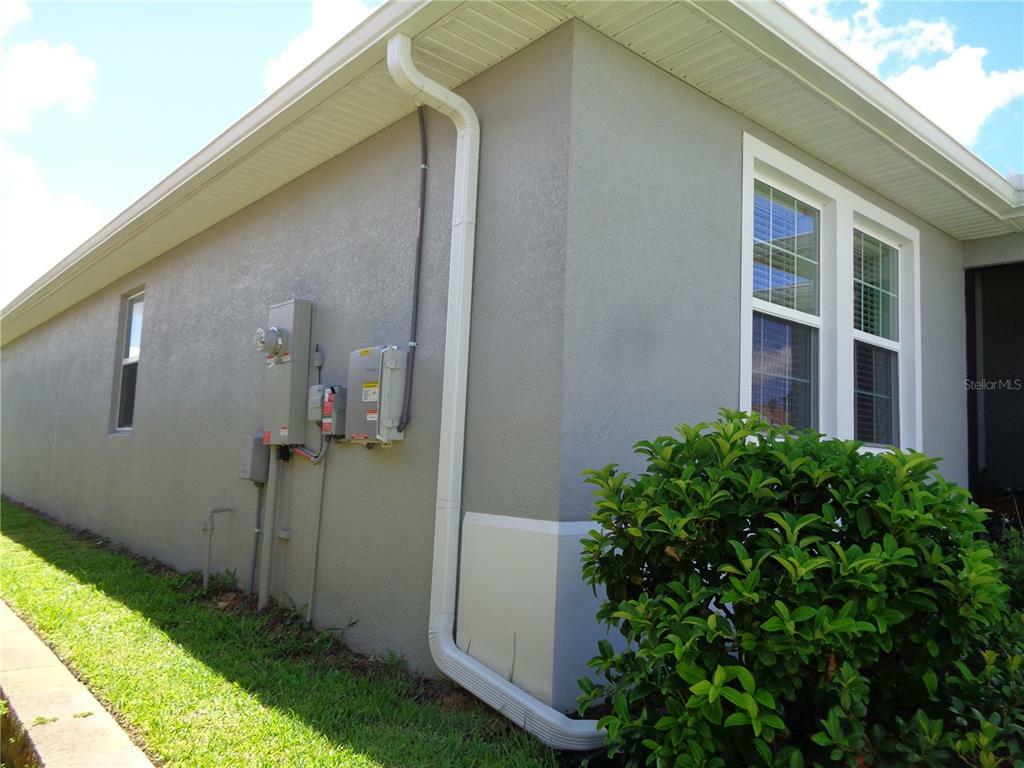 Property Photo:  134 Silver Maple Road  FL 34736 