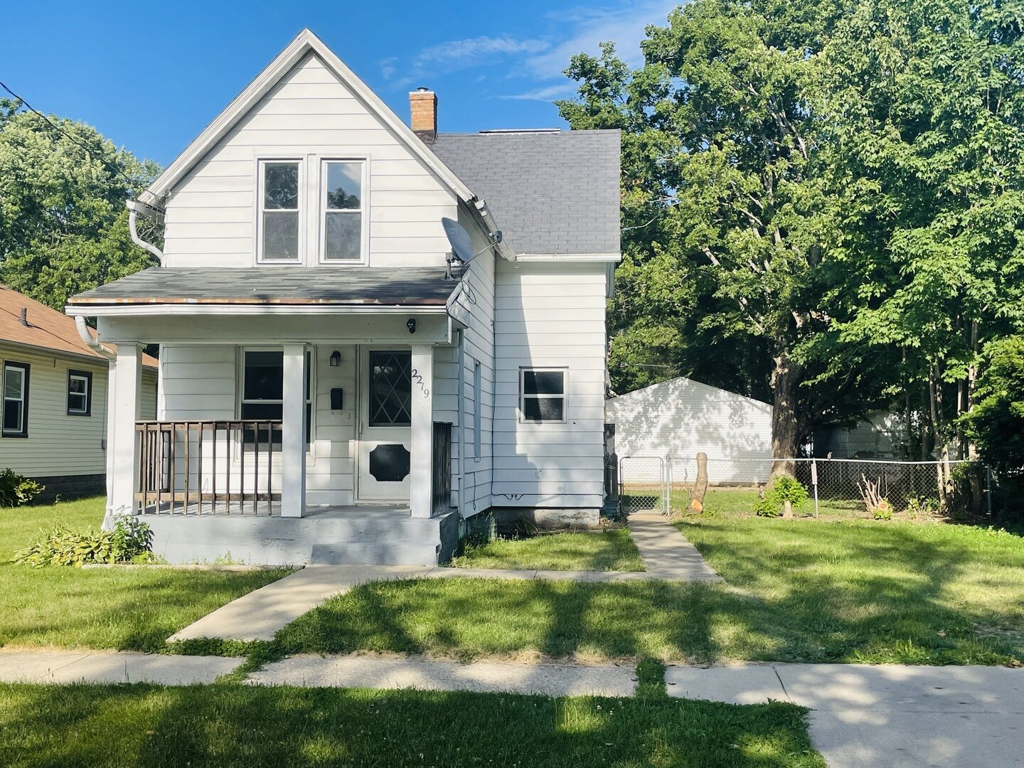 Property Photo:  2219 N Church Street  IL 61103 