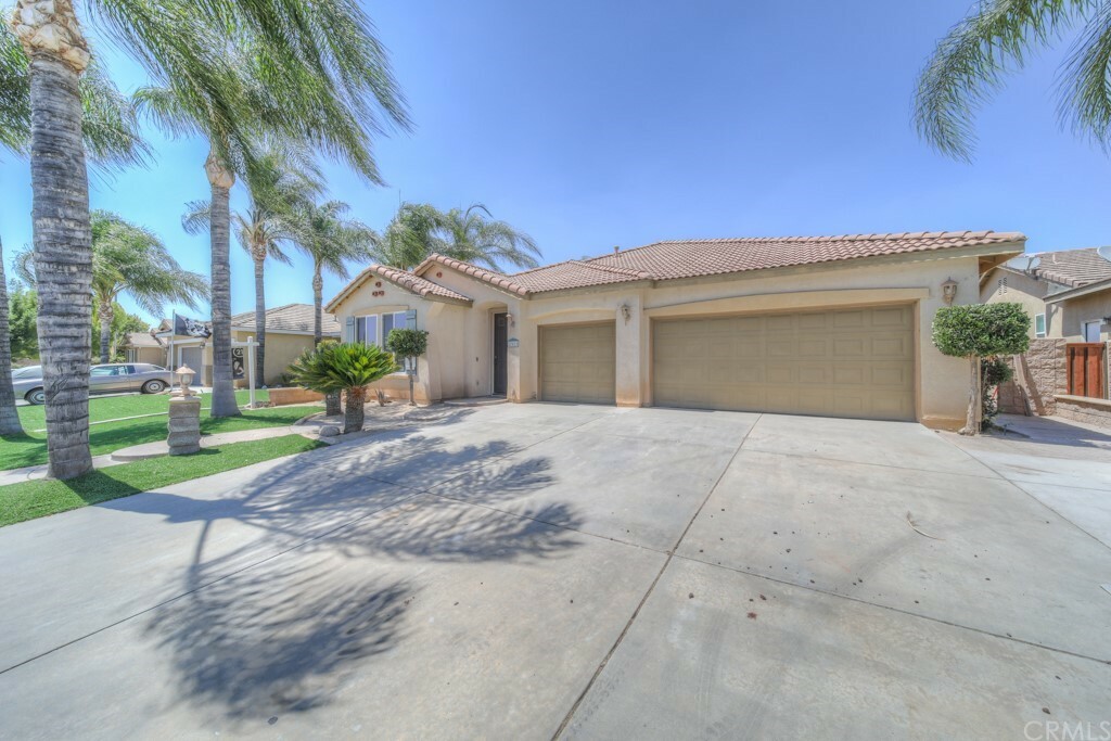 Property Photo:  27028 Early Dawn Road  CA 92584 