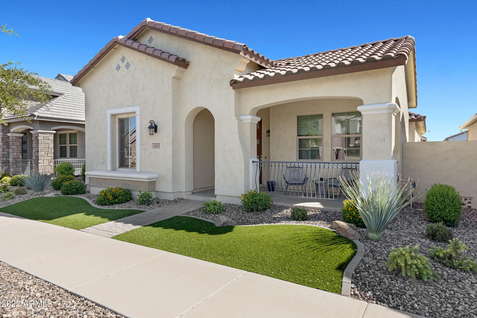 Property Photo: 4418 E John Street AZ 85295
