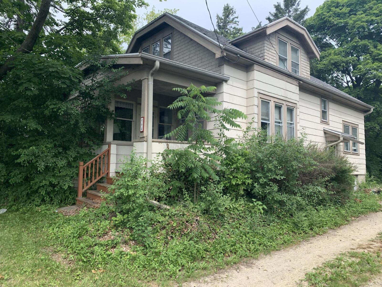 Property Photo:  202 W Brown Deer Rd  WI 53217 
