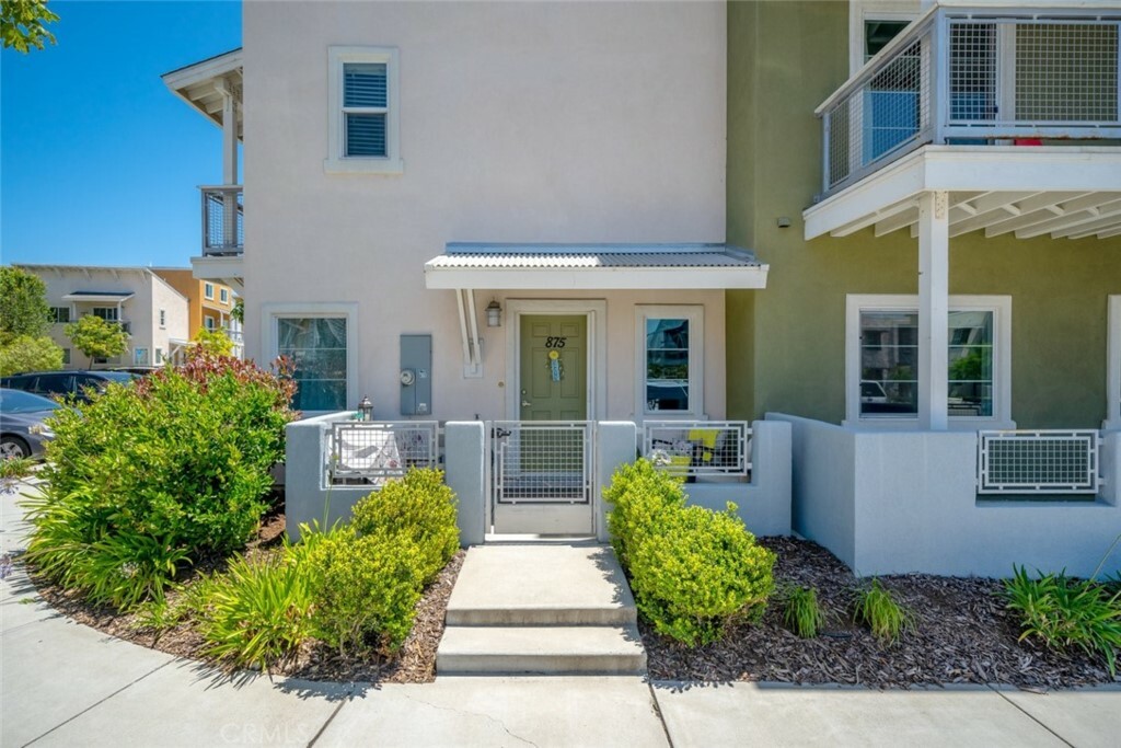 Property Photo:  875 Humbert Ave  CA 93401 