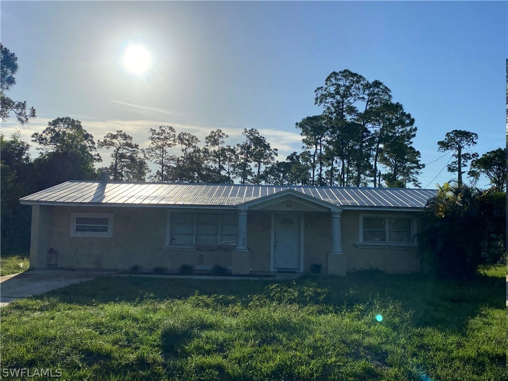 Property Photo:  302 Truman Avenue  FL 33936 