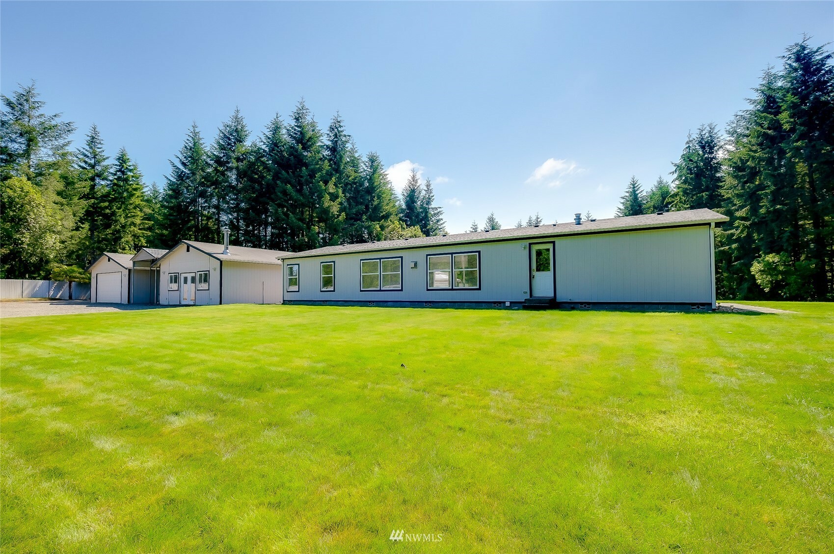 Property Photo:  5187 SW Paradise Lane  WA 98367 