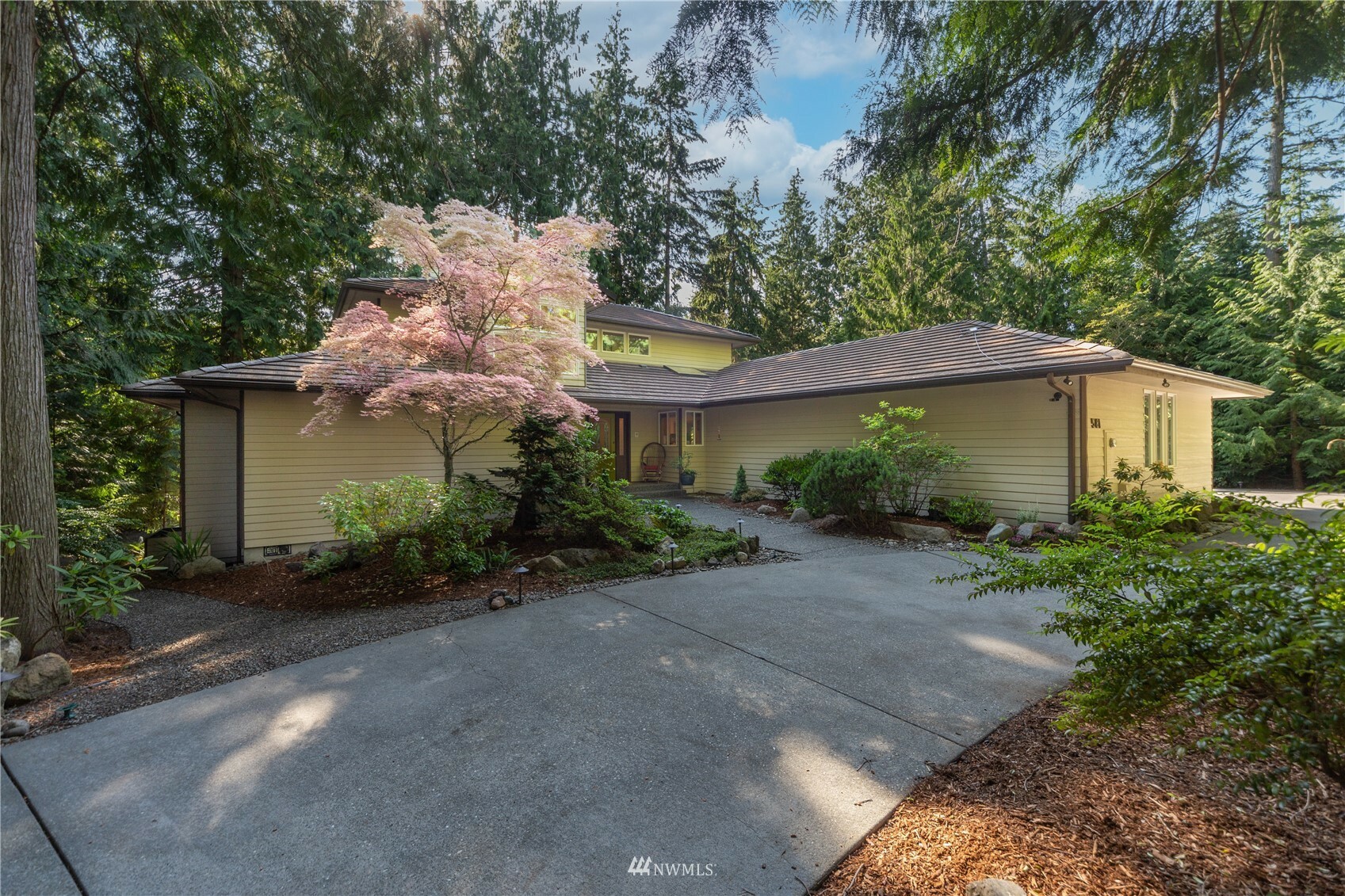 Property Photo:  581 Pinecrest Drive  WA 98368 