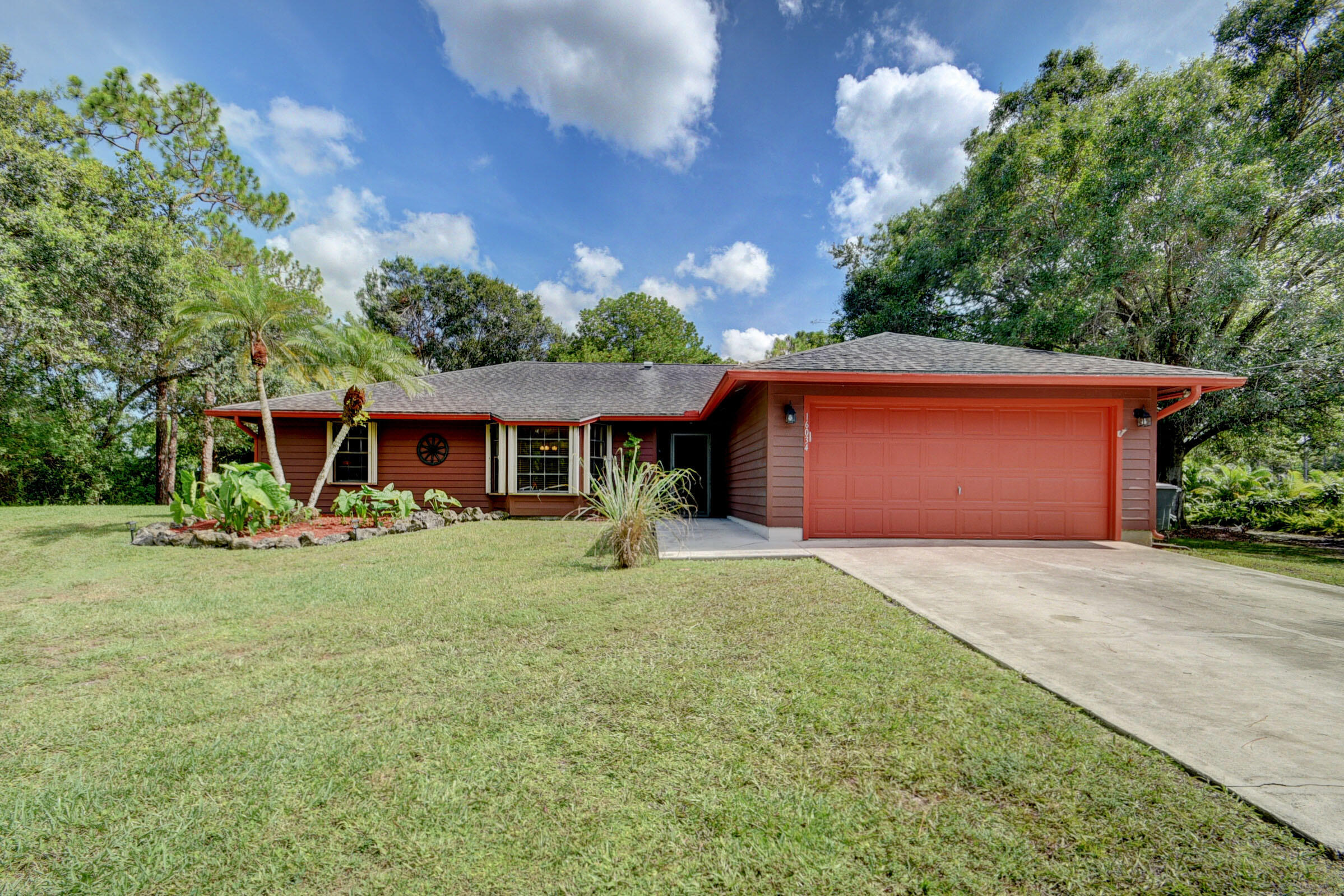 Property Photo:  16034 E Pimlico Drive  FL 33470 