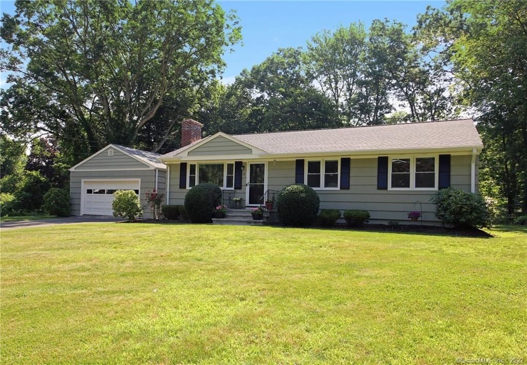 Property Photo:  18 Westwood Road  CT 06611 