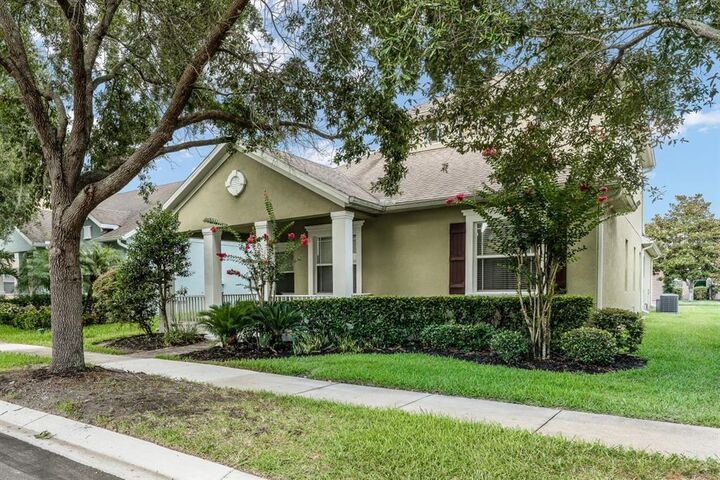 Property Photo:  6888 Helmsley Circle  FL 34786 
