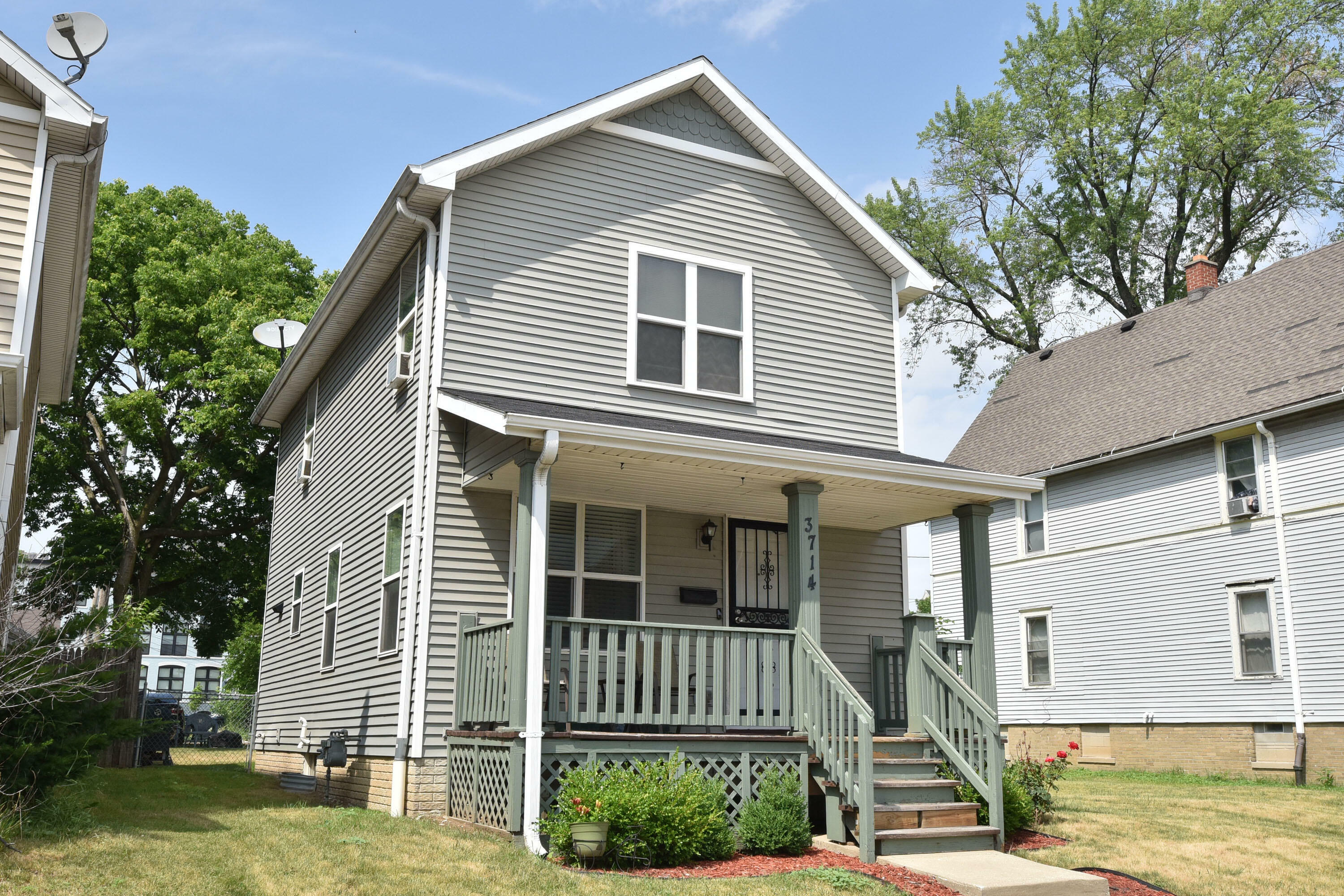 Property Photo:  3714 W Galena St  WI 53208 