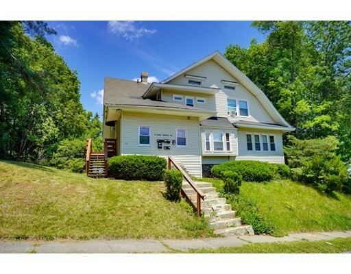 Property Photo: 71 Park Terrace Rd 5 MA 01604