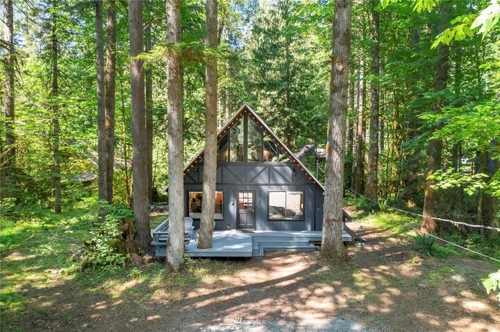 Property Photo:  76122 NE 122nd Street  WA 98288 