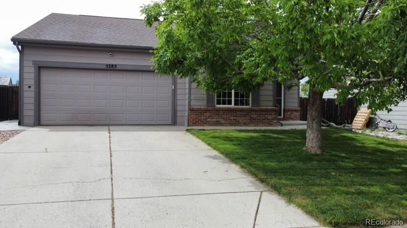 Property Photo:  5285 Suffolk Circle  CO 80104 