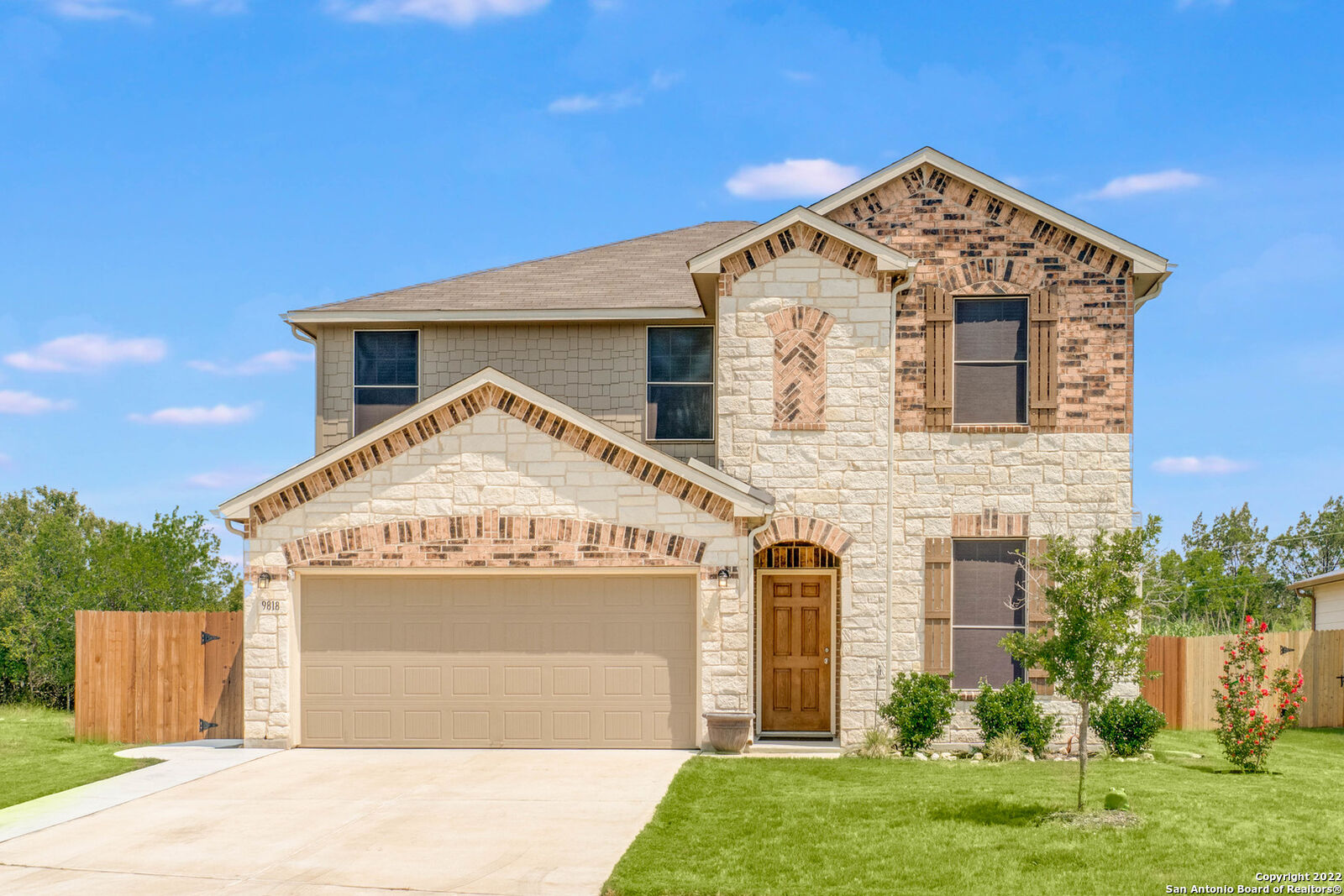 Property Photo:  9818 Harbor Mist Ln  TX 78109 