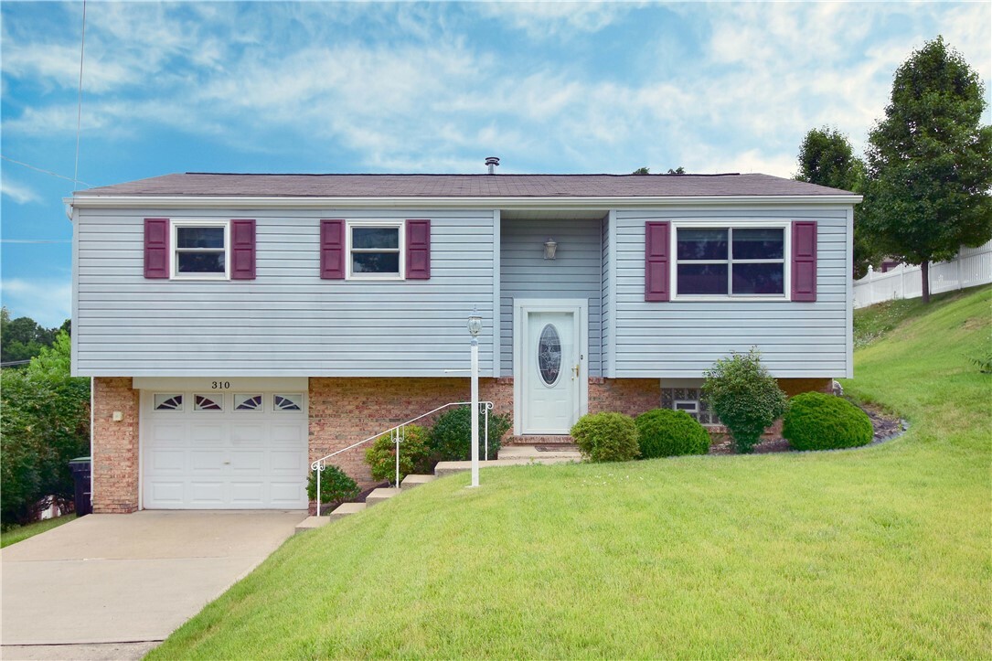 Property Photo:  310 Seminole Avenue  PA 15237 