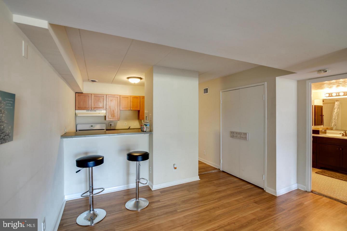 Property Photo: 2603 Huntington Avenue 73 VA 22303