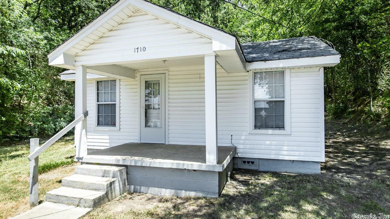 Property Photo:  1710 Pike Ridge  AR 72032 