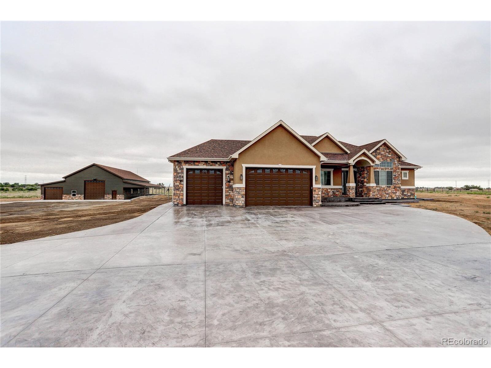 Property Photo:  7687 County Road 23  CO 80621 