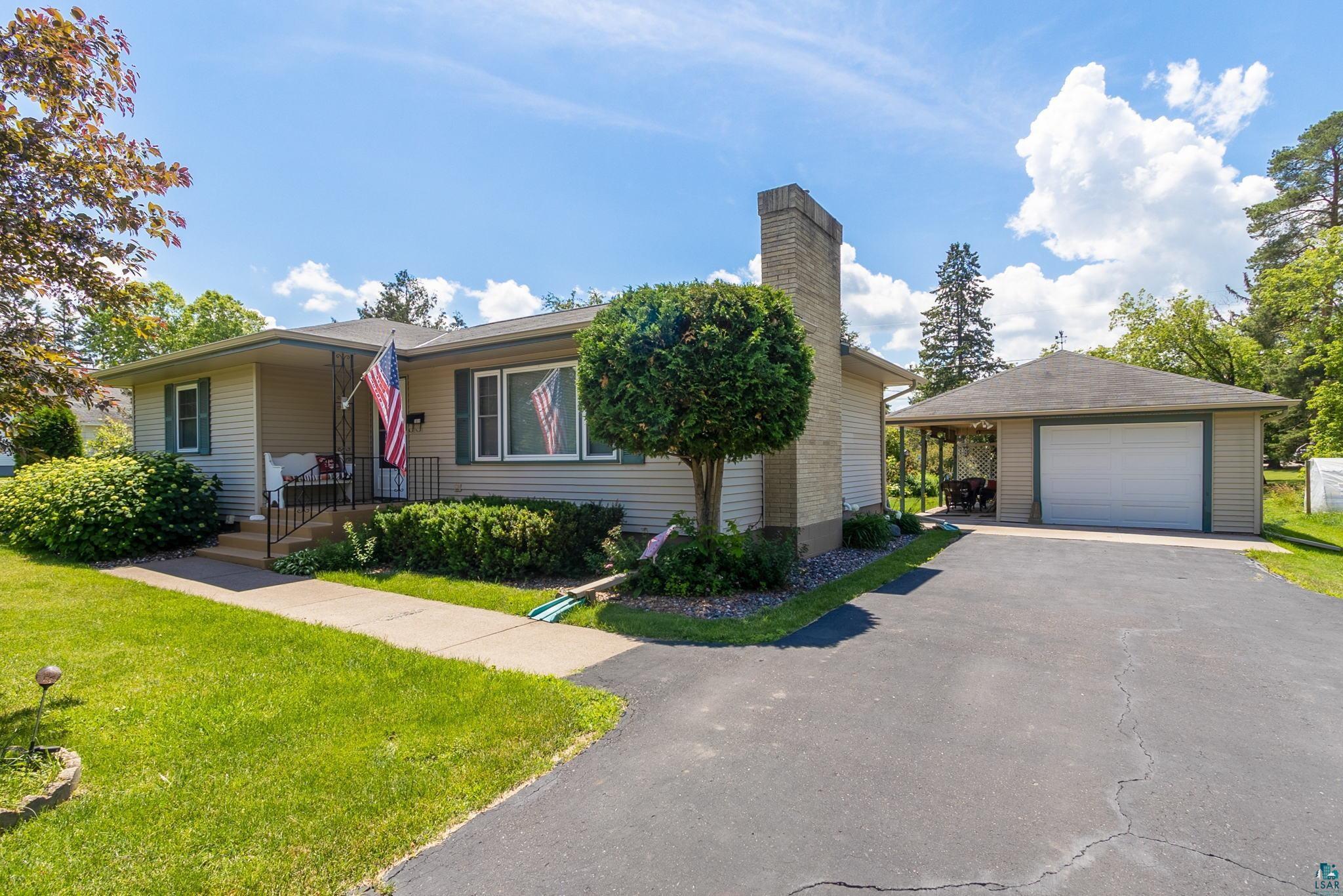 Property Photo: 1511 Macarthur Ave WI 54806