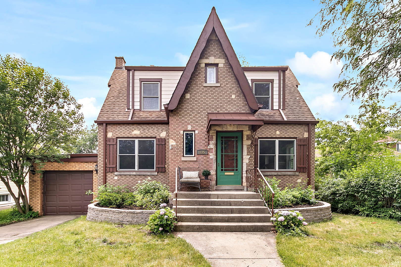 Property Photo: 135 Northgate Road IL 60546