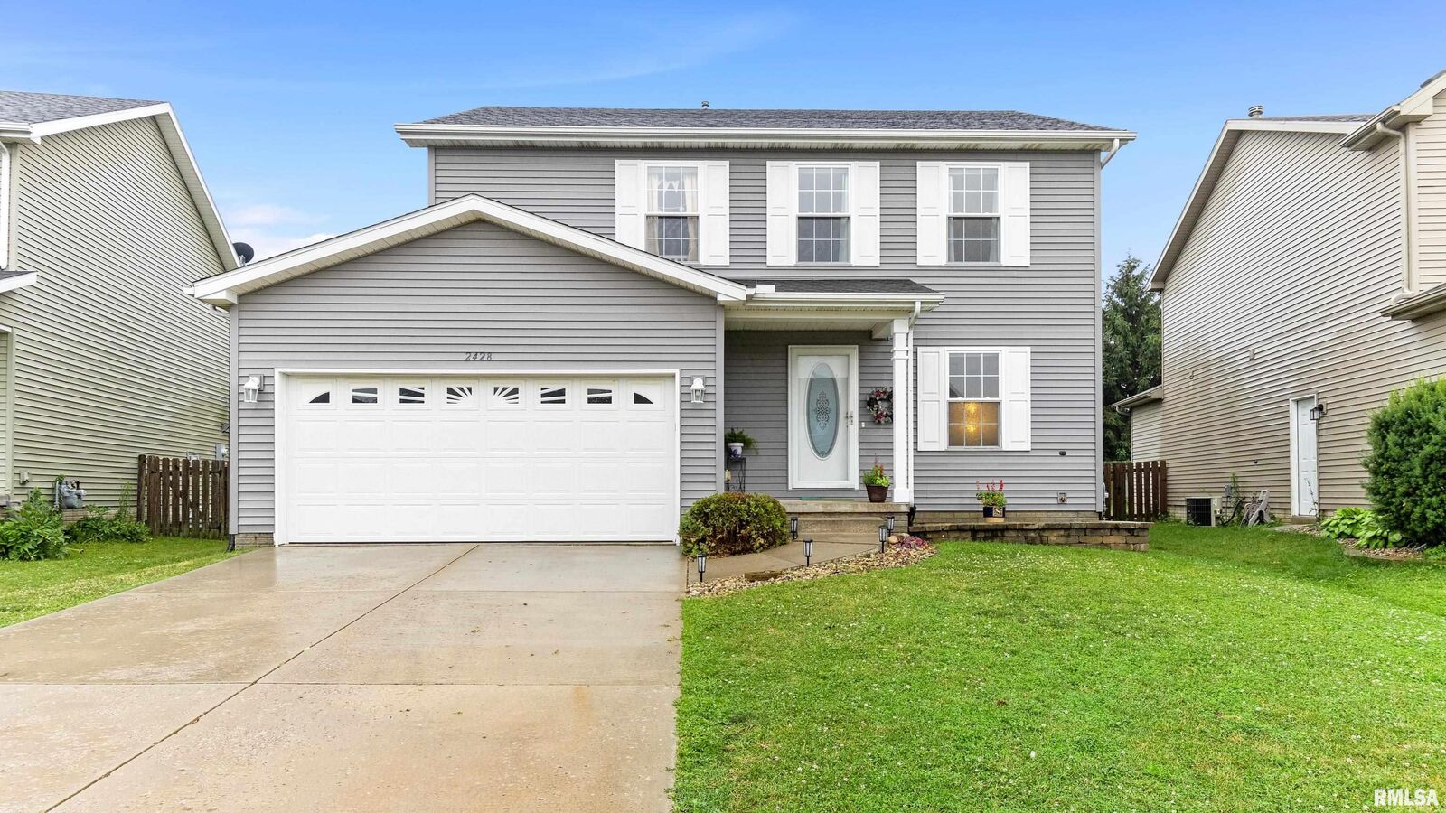 Property Photo:  2428 Grey Fox  IL 61705