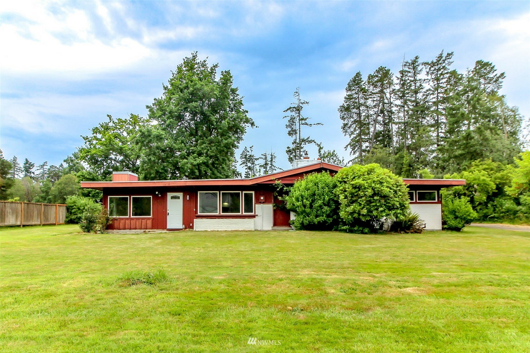 802 3rd Street  Steilacoom WA 98388 photo