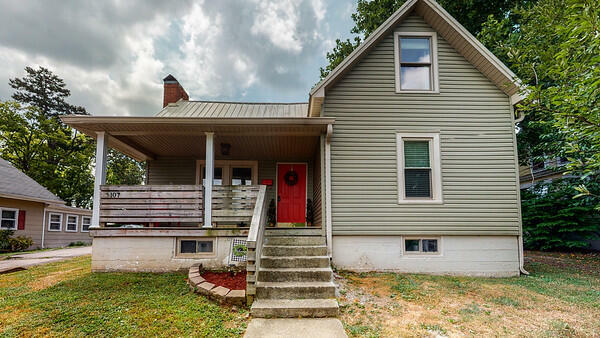 Property Photo:  107 High Street  KY 40403 