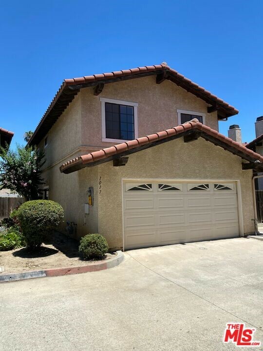 Property Photo:  1017 S Reservoir Street  CA 91766 