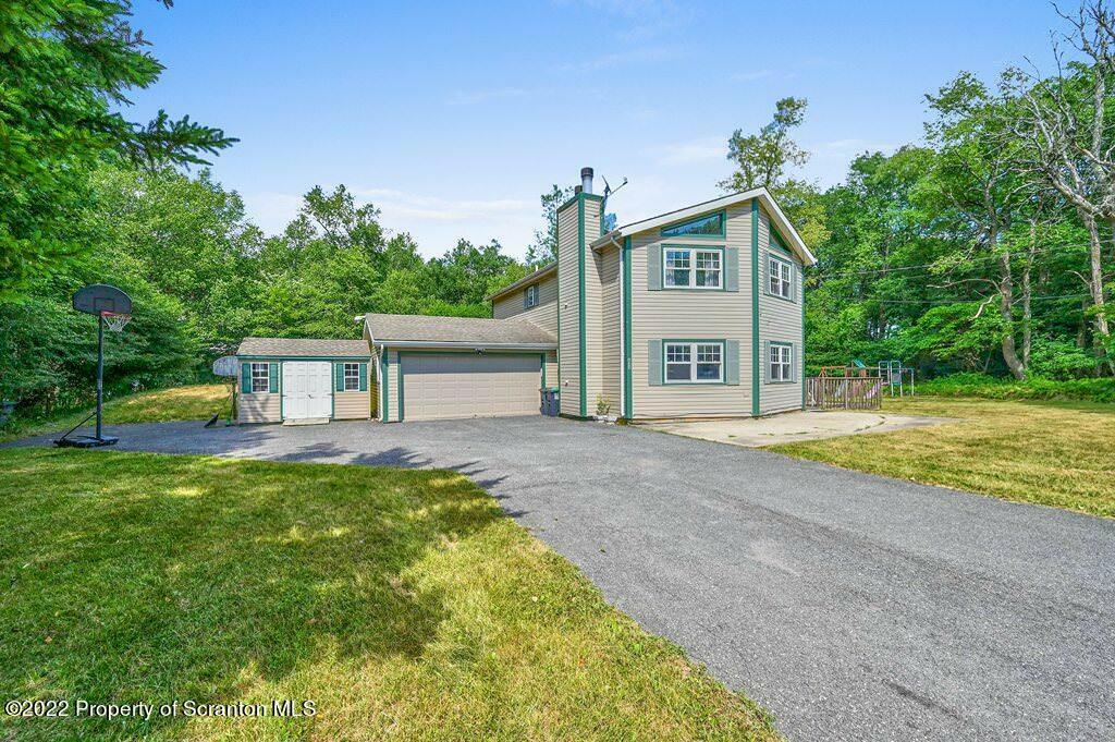 Property Photo:  644 Glen Circle Drive  PA 18466 