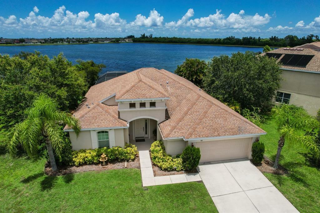 Property Photo:  801 Seminole Sky Drive  FL 33570 