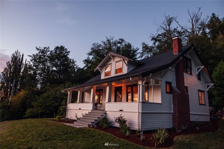 16832 McIntyre Road SW  Vashon WA 98070 photo