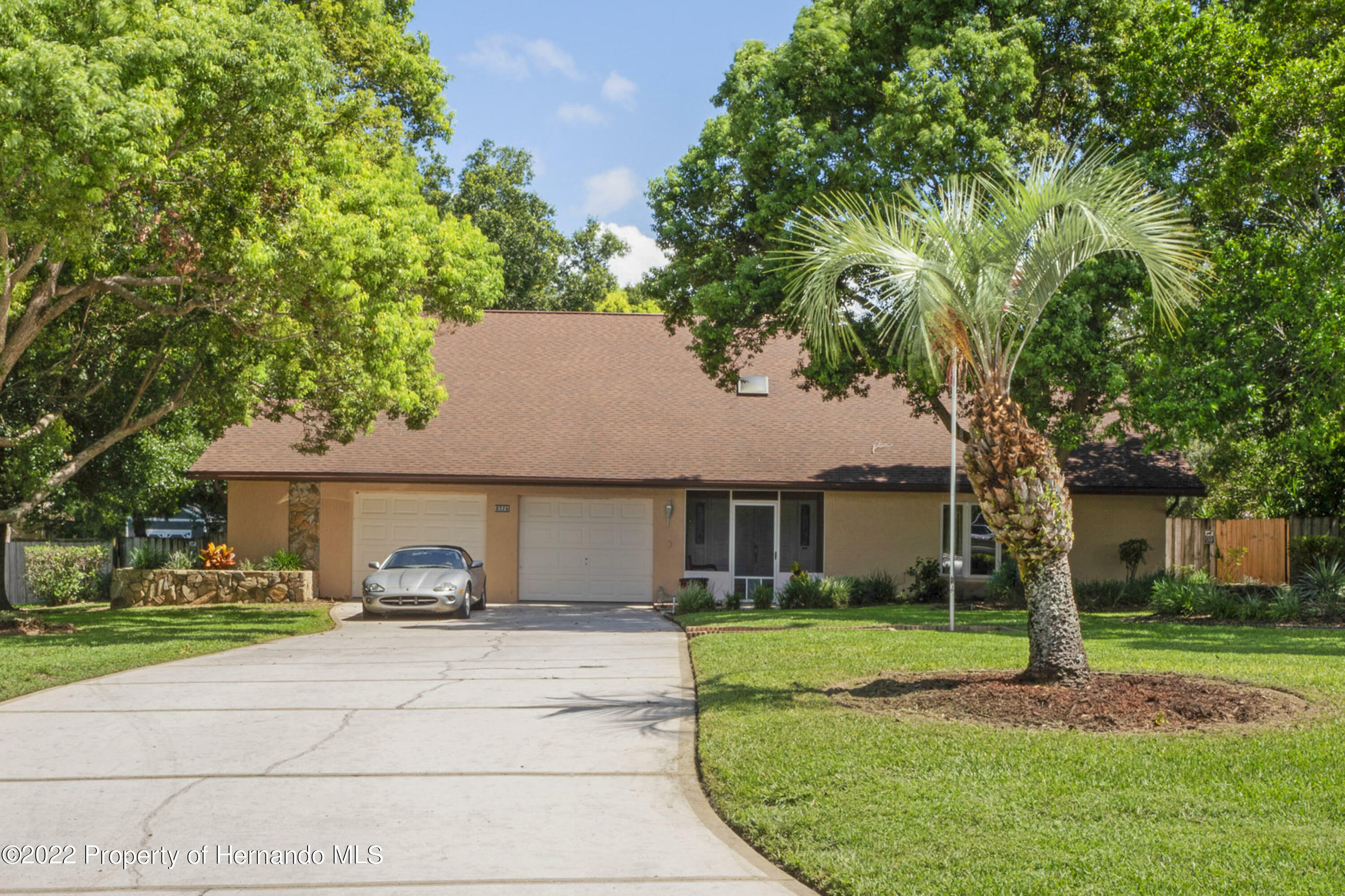 Property Photo: 8526 Delaware Drive FL 34607
