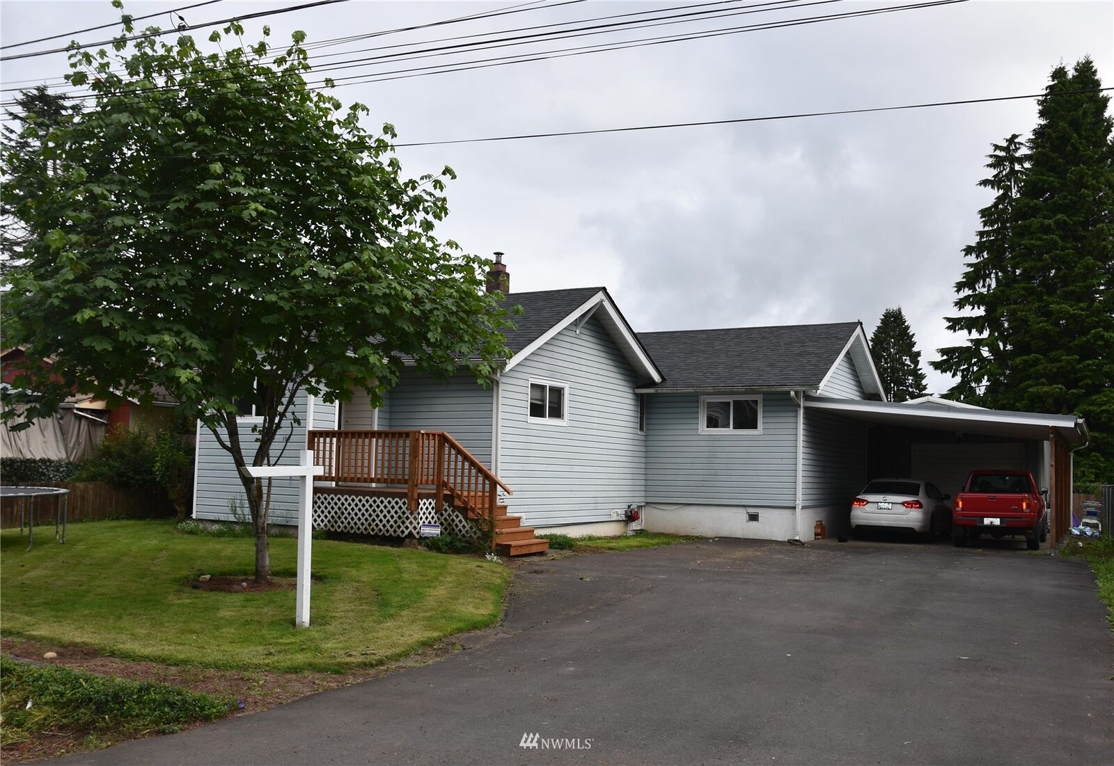 Property Photo:  109 N Maple Street  WA 98626 