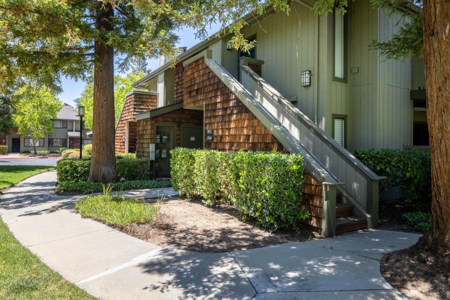 Property Photo: 1912 La Terrace Circle CA 95123