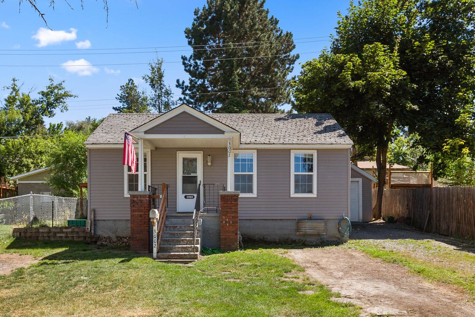 Property Photo: 3002 E 16th Ave WA 99223