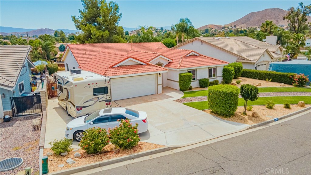 Property Photo:  24003 Outrigger Drive  CA 92587 