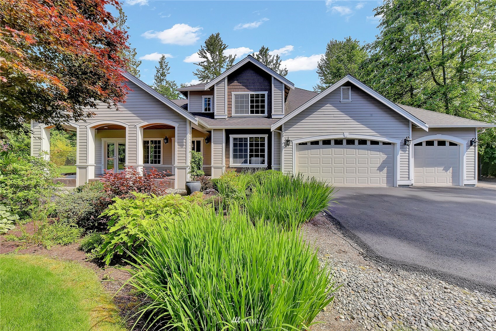 Property Photo: 13609 239th Place SE WA 98296
